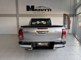 TOYOTA - HILUX - 2018/2019 - Prata - R$ 205.000,00