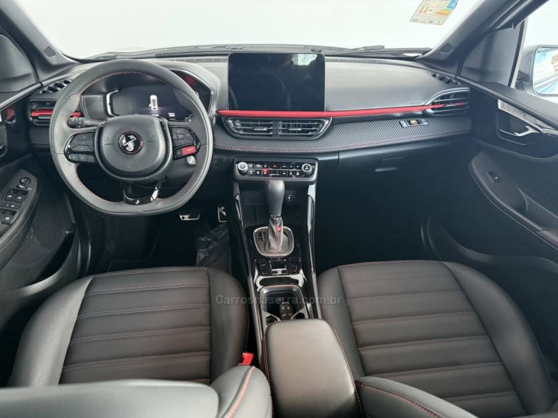 FIAT - FASTBACK - 2025/2025 - Cinza - R$ 147.000,00