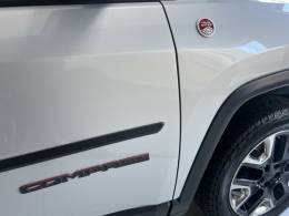 JEEP - COMPASS - 2016/2017 - Prata - R$ 105.000,00