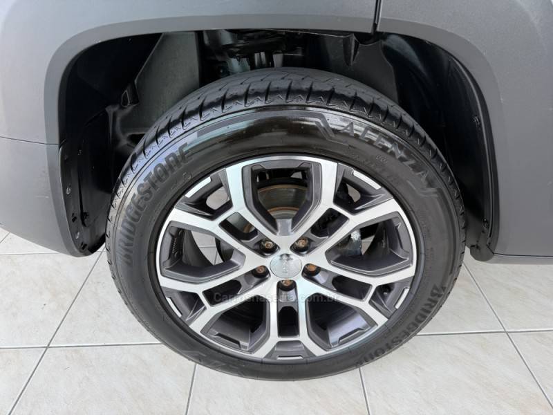 JEEP - RENEGADE - 2022/2022 - Prata - R$ 106.000,00
