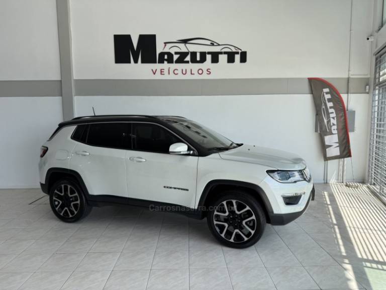 JEEP - COMPASS - 2018/2019 - Branca - R$ 118.000,00
