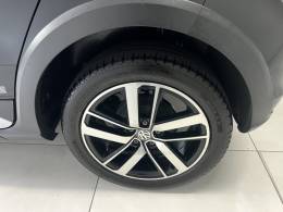 VOLKSWAGEN - FOX - 2021/2021 - Preta - R$ 69.000,00