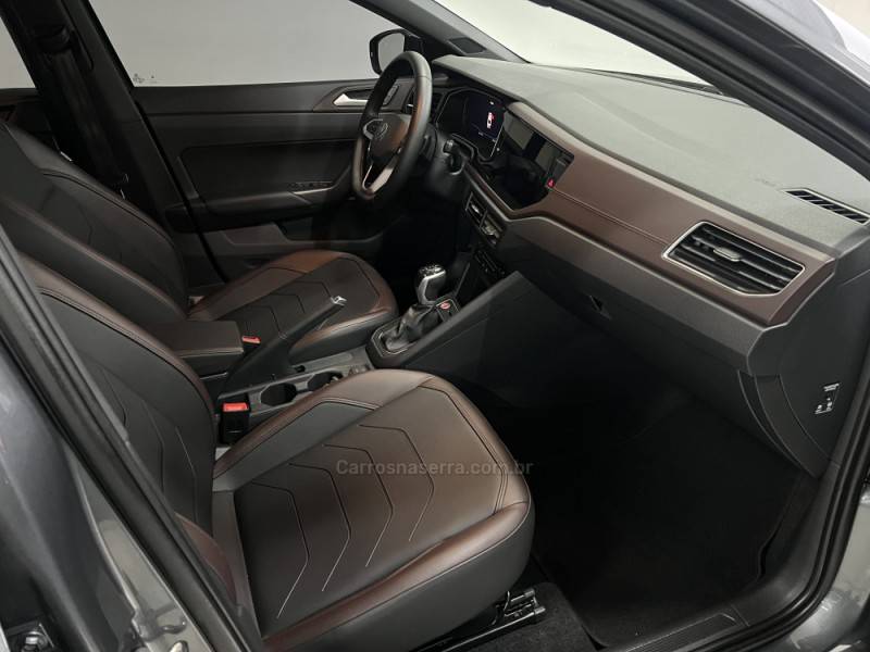 VOLKSWAGEN - VIRTUS - 2023/2024 - Cinza - R$ 125.000,00