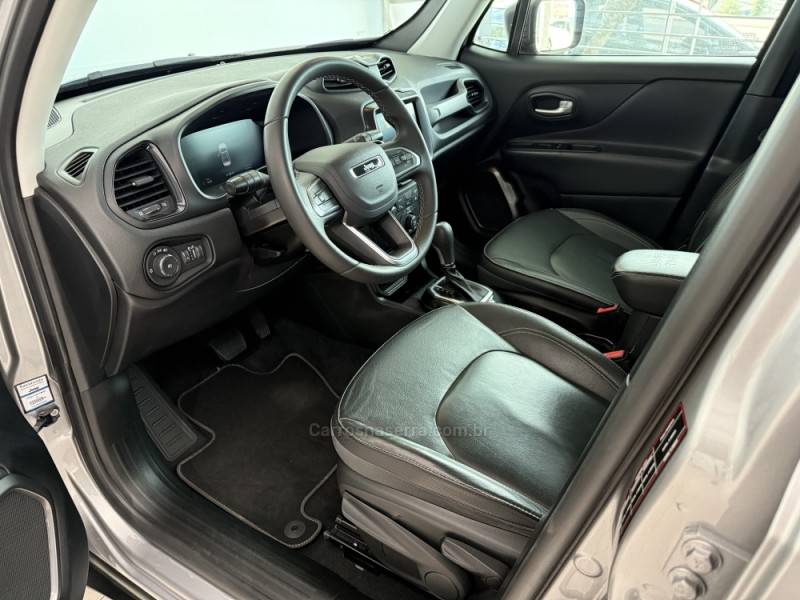 JEEP - RENEGADE - 2022/2022 - Prata - R$ 106.000,00