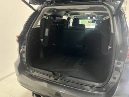 TOYOTA - HILUX SW4 - 2020/2021 - Cinza - Sob Consulta