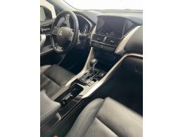 MITSUBISHI - ECLIPSE CROSS - 2023/2024 - Branca - R$ 158.000,00