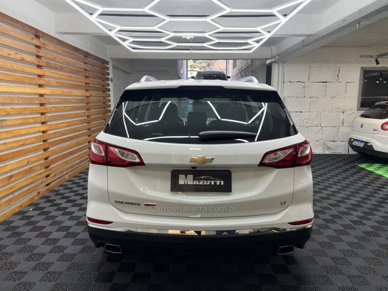 CHEVROLET - EQUINOX - 2017/2018 - Branca - R$ 99.900,00