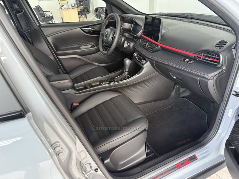 FIAT - FASTBACK - 2025/2025 - Cinza - R$ 147.000,00