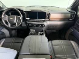 CHEVROLET - SILVERADO - 2023/2024 - Branca - Sob Consulta