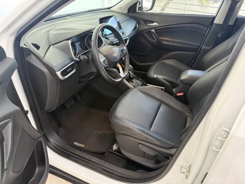 CHEVROLET - TRACKER - 2020/2021 - Branca - R$ 102.900,00