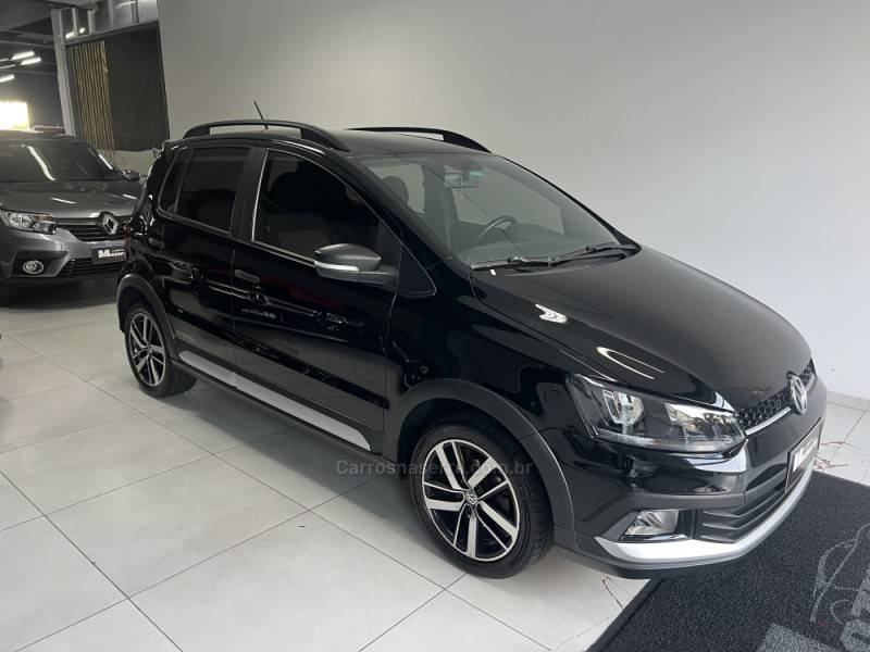 VOLKSWAGEN - FOX - 2021/2021 - Preta - R$ 69.000,00