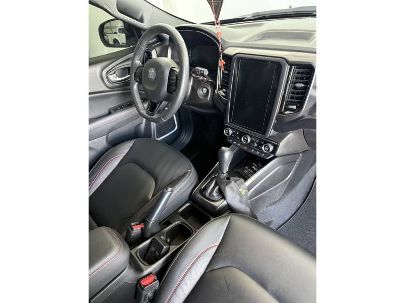 FIAT - TORO - 2021/2022 - Preta - R$ 142.000,00