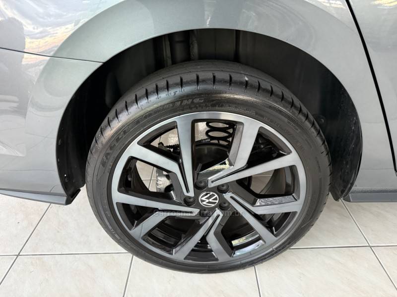 VOLKSWAGEN - VIRTUS - 2023/2024 - Cinza - R$ 137.000,00