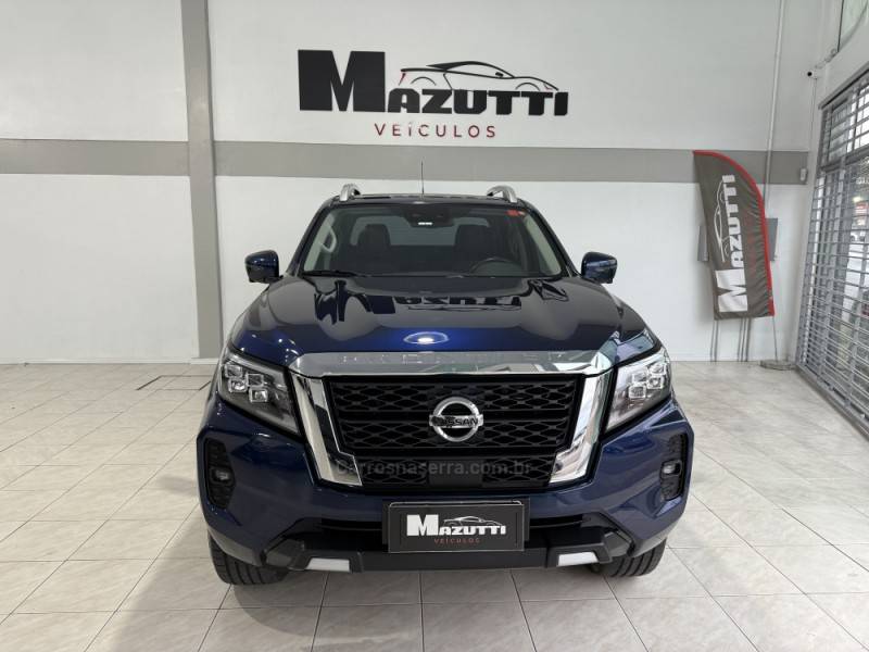 NISSAN - FRONTIER - 2022/2023 - Azul - R$ 205.000,00