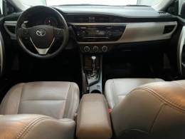 TOYOTA - COROLLA - 2015/2016 - Branca - Sob Consulta