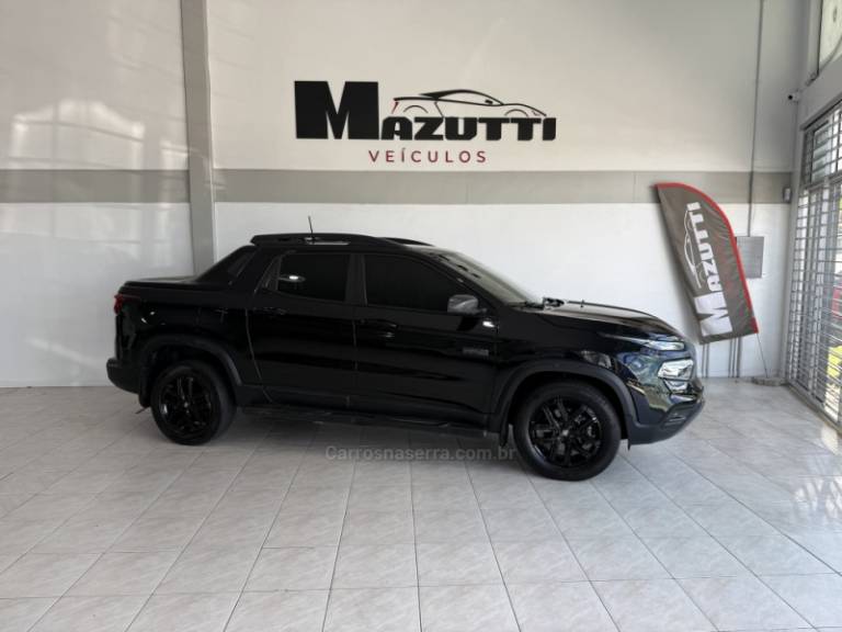 FIAT - TORO - 2021/2022 - Preta - R$ 142.000,00