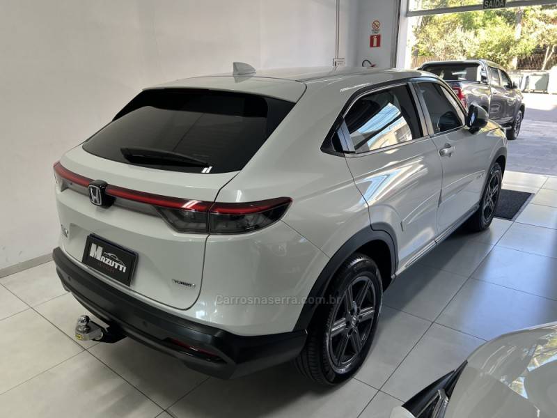 HONDA - HR-V - 2022/2023 - Branca - R$ 163.000,00