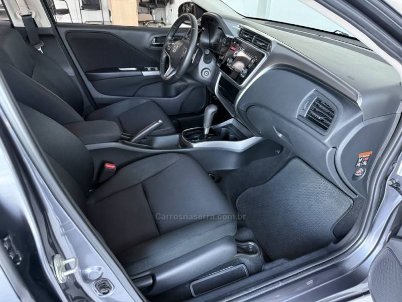 HONDA - CITY - 2017/2017 - Cinza - R$ 75.000,00