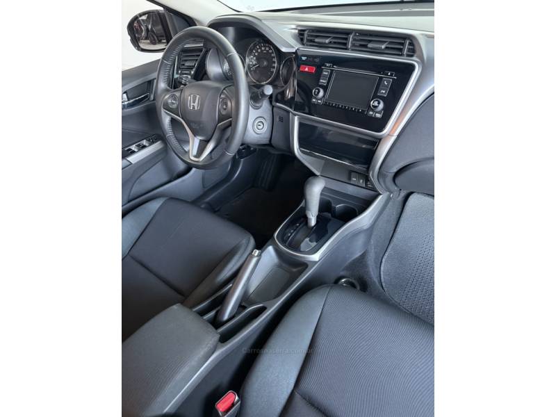 HONDA - CITY - 2017/2017 - Cinza - R$ 75.000,00