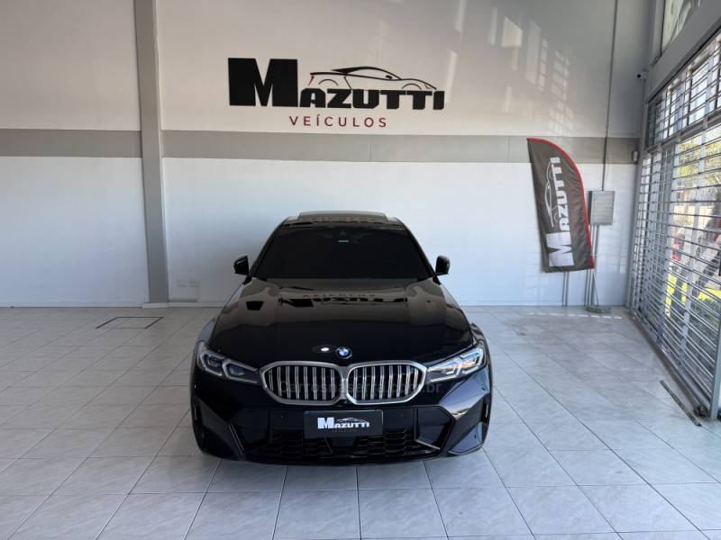 BMW - 320I - 2023/2024 - Preta - R$ 310.000,00