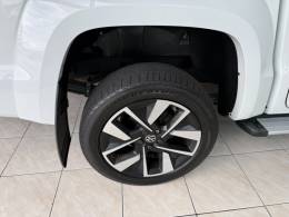 VOLKSWAGEN - AMAROK - 2024/2025 - Branca - R$ 310.000,00