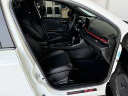 FIAT - FASTBACK - 2025/2026 - Branca - R$ 163.000,00