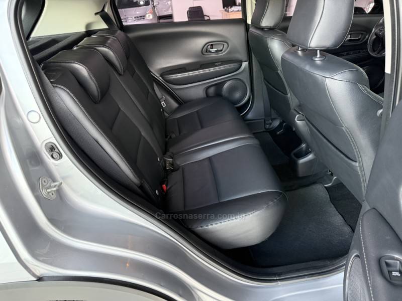 HONDA - HR-V - 2018/2018 - Prata - R$ 105.000,00