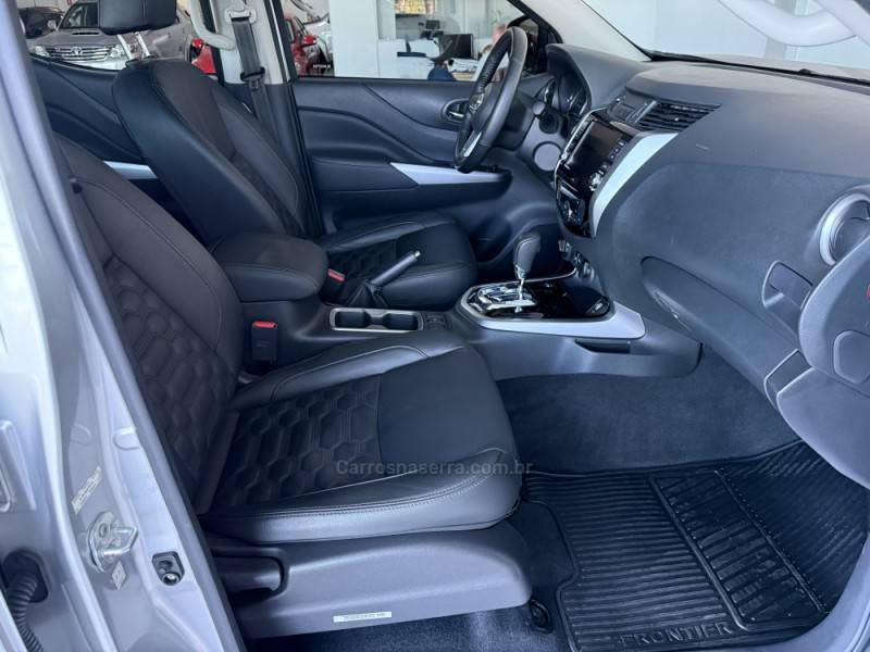 NISSAN - FRONTIER - 2024/2025 - Prata - R$ 232.000,00