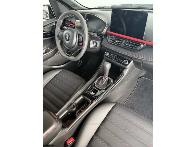 FIAT - FASTBACK - 2025/2025 - Cinza - R$ 147.000,00
