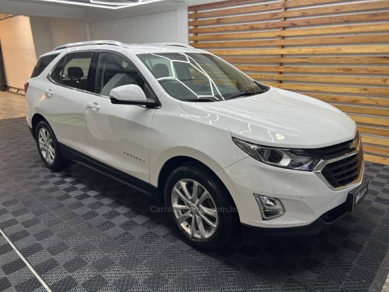 CHEVROLET - EQUINOX - 2017/2018 - Branca - R$ 99.900,00