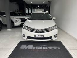 TOYOTA - COROLLA - 2015/2016 - Branca - Sob Consulta