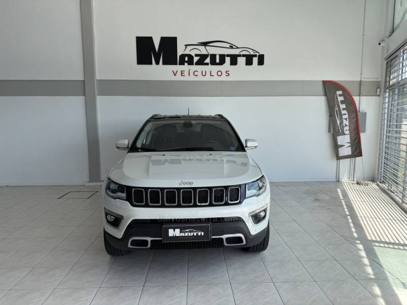 JEEP - COMPASS - 2018/2019 - Branca - R$ 118.000,00