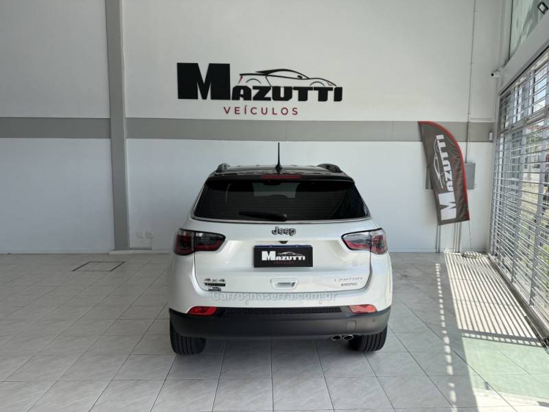 JEEP - COMPASS - 2018/2019 - Branca - R$ 118.000,00