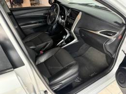 TOYOTA - YARIS - 2019/2019 - Prata - R$ 83.000,00