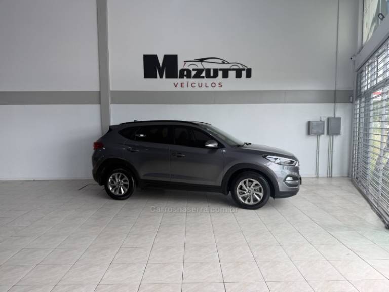 HYUNDAI - TUCSON - 2018/2019 - Cinza - R$ 102.000,00
