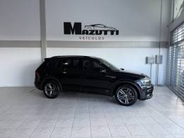 VOLKSWAGEN - TIGUAN - 2021/2021 - Preta - R$ 184.000,00