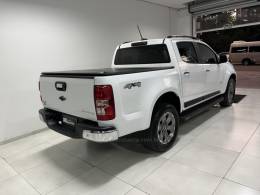 CHEVROLET - S10 - 2022/2023 - Branca - R$ 192.000,00