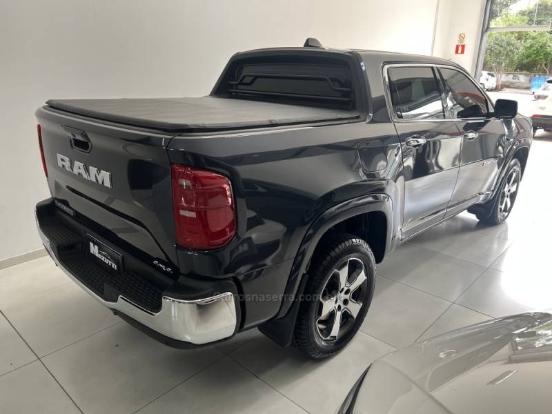 RAM - RAMPAGE - 2023/2024 - Cinza - R$ 238.000,00