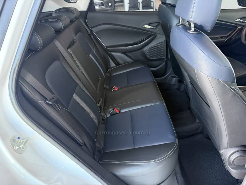 CHEVROLET - TRACKER - 2020/2021 - Branca - R$ 102.900,00