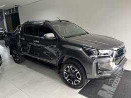 TOYOTA - HILUX - 2020/2021 - Cinza - R$ 250.000,00