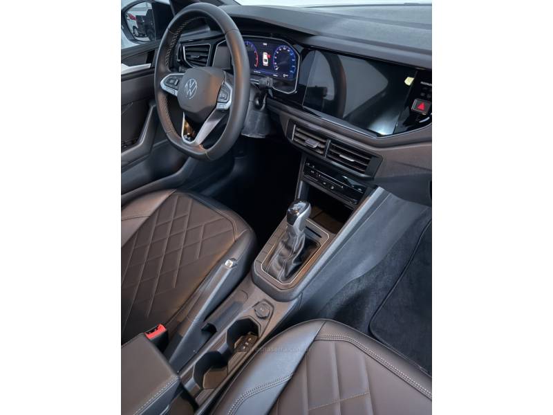 VOLKSWAGEN - VIRTUS - 2023/2024 - Cinza - R$ 137.000,00