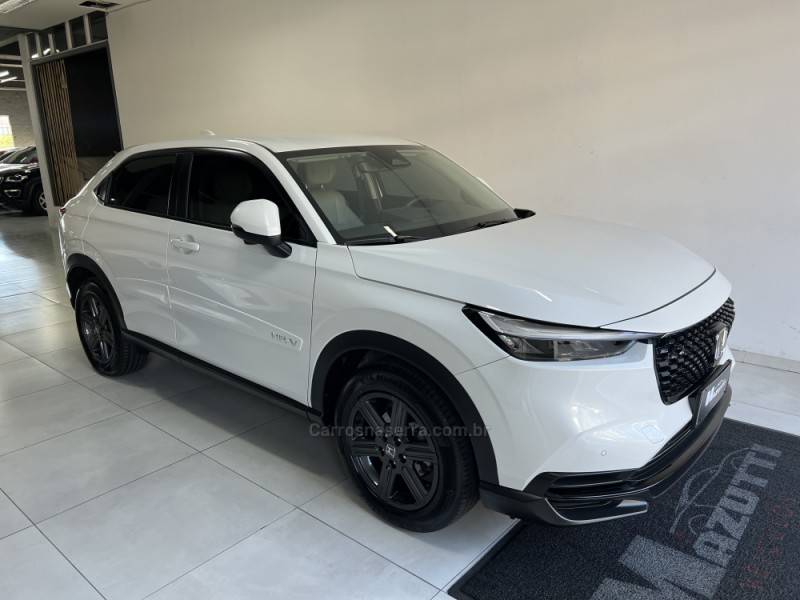 HONDA - HR-V - 2022/2023 - Branca - R$ 163.000,00
