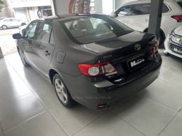 TOYOTA - COROLLA - 2013/2014 - Cinza - R$ 70.000,00