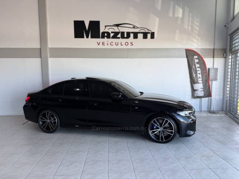 BMW - 320I - 2023/2024 - Preta - R$ 310.000,00