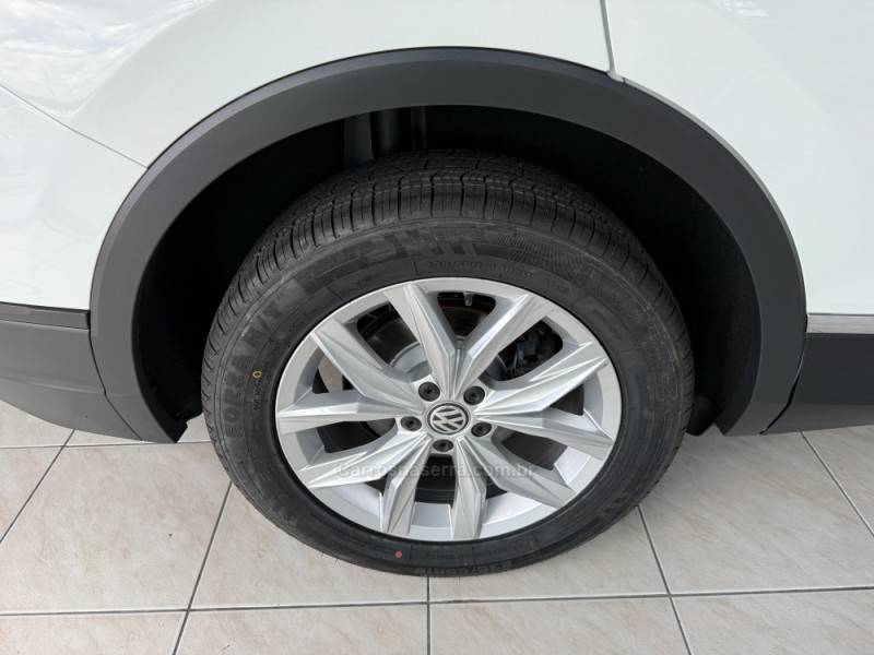 VOLKSWAGEN - TIGUAN - 2019/2019 - Branca - R$ 122.000,00