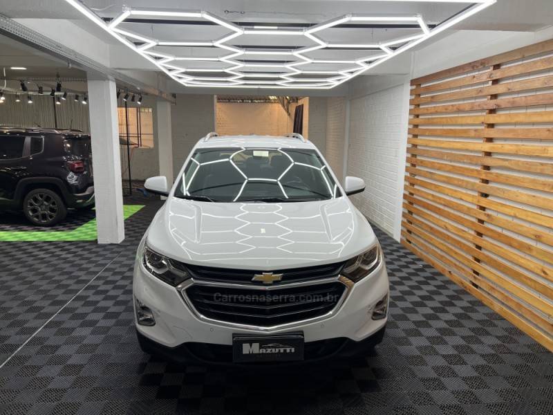 CHEVROLET - EQUINOX - 2017/2018 - Branca - R$ 99.900,00