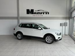 VOLKSWAGEN - TIGUAN - 2019/2019 - Branca - R$ 122.000,00