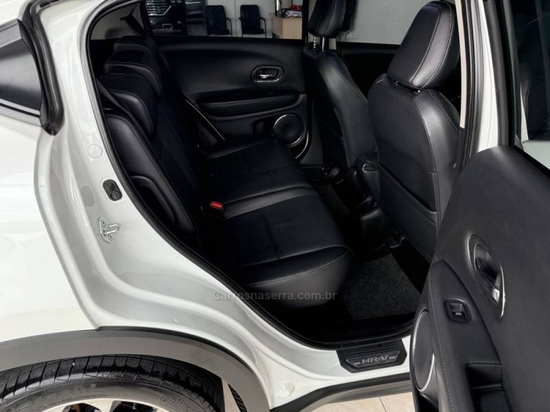 HONDA - HR-V - 2021/2021 - Branca - R$ 122.000,00
