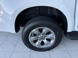 CHEVROLET - S10 - 2022/2023 - Branca - R$ 190.000,00