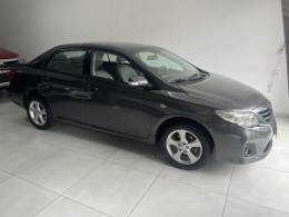 TOYOTA - COROLLA - 2013/2014 - Cinza - R$ 70.000,00